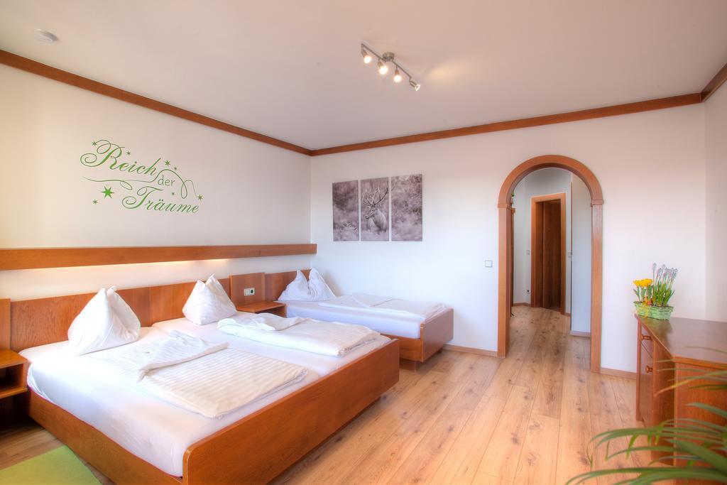 Mathiasl Panorama Ferienwohnungen Bodensdorf Exterior foto
